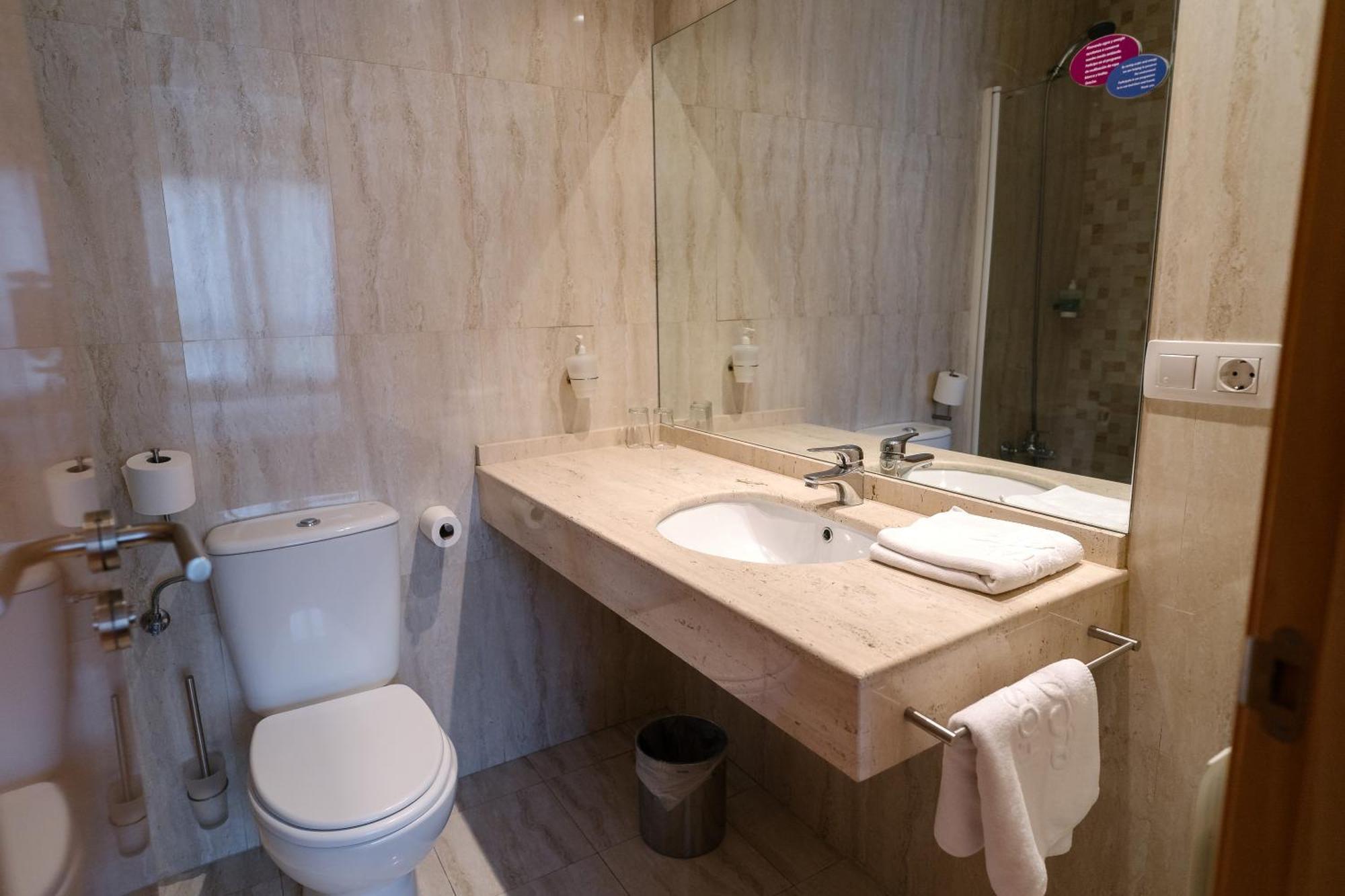 Hostal Acanto Burgo Dış mekan fotoğraf